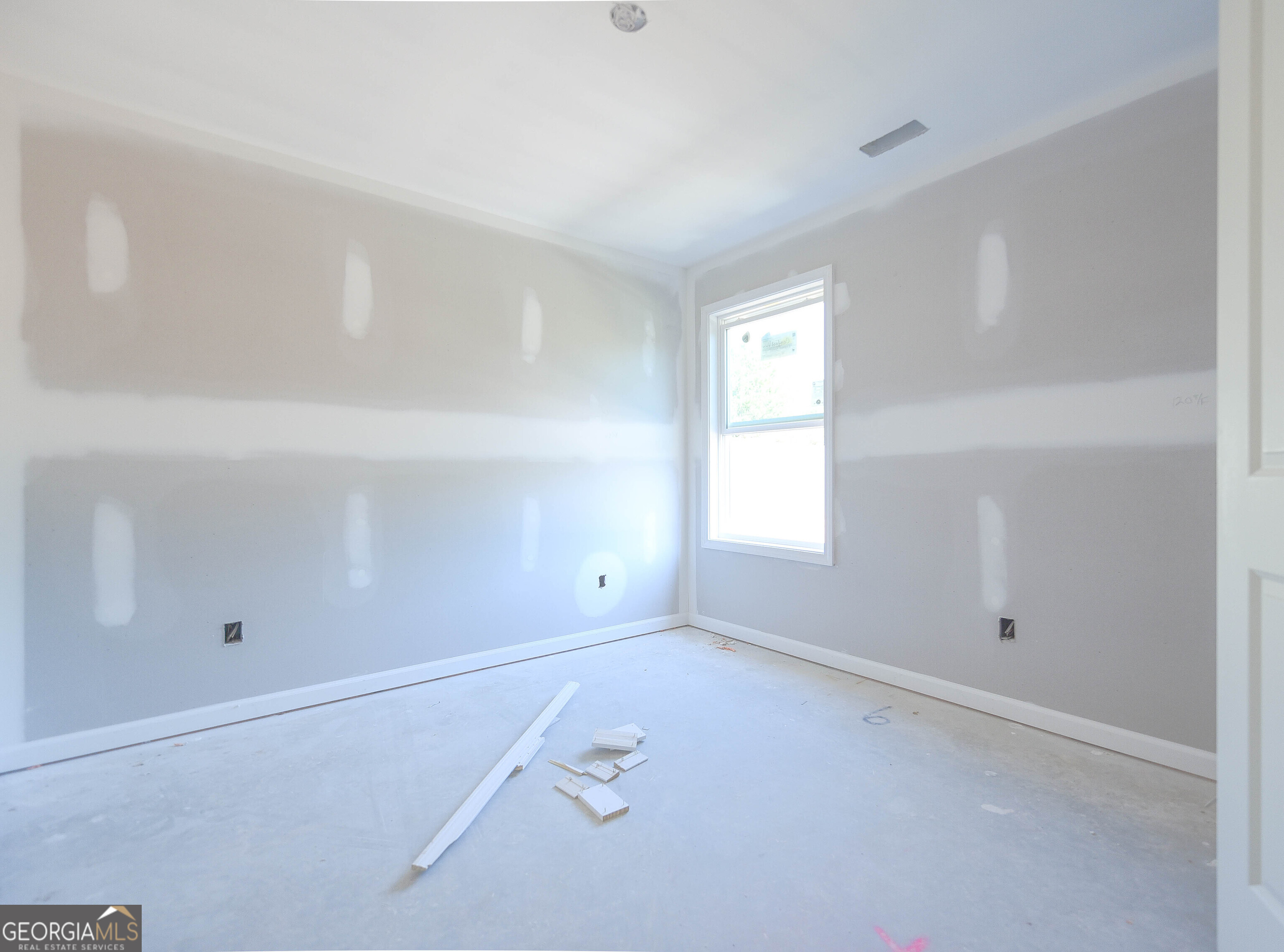 113 Fuller Court Property Photo 7