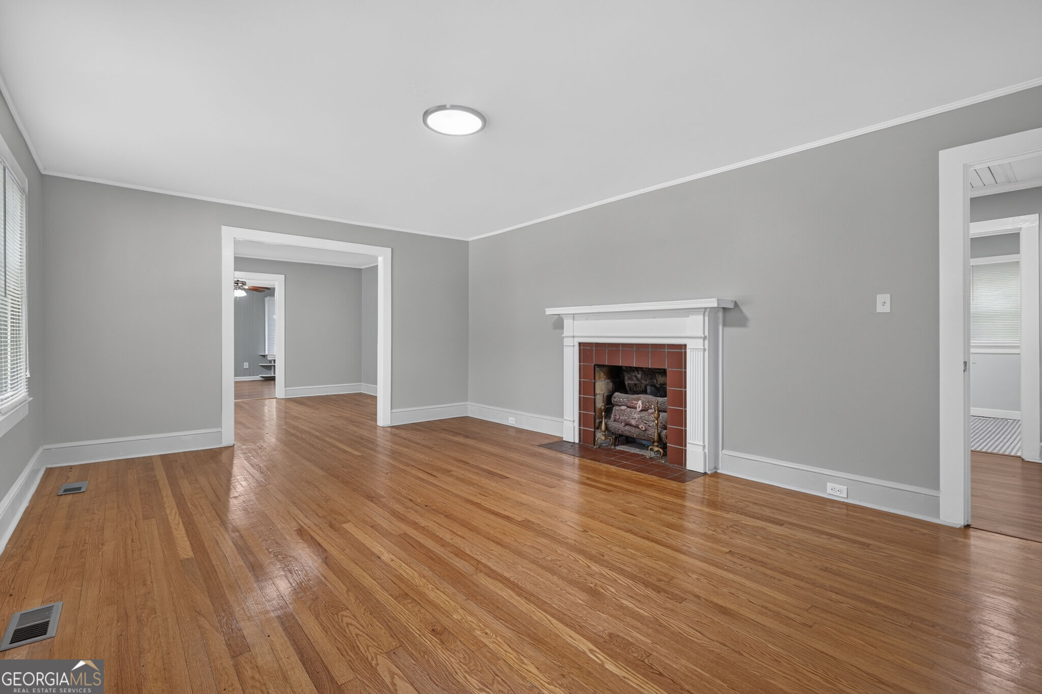 590 Benson Street Property Photo 6