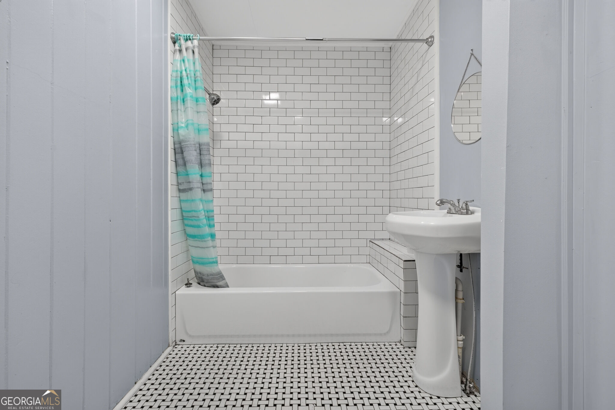 590 Benson Street Property Photo 11