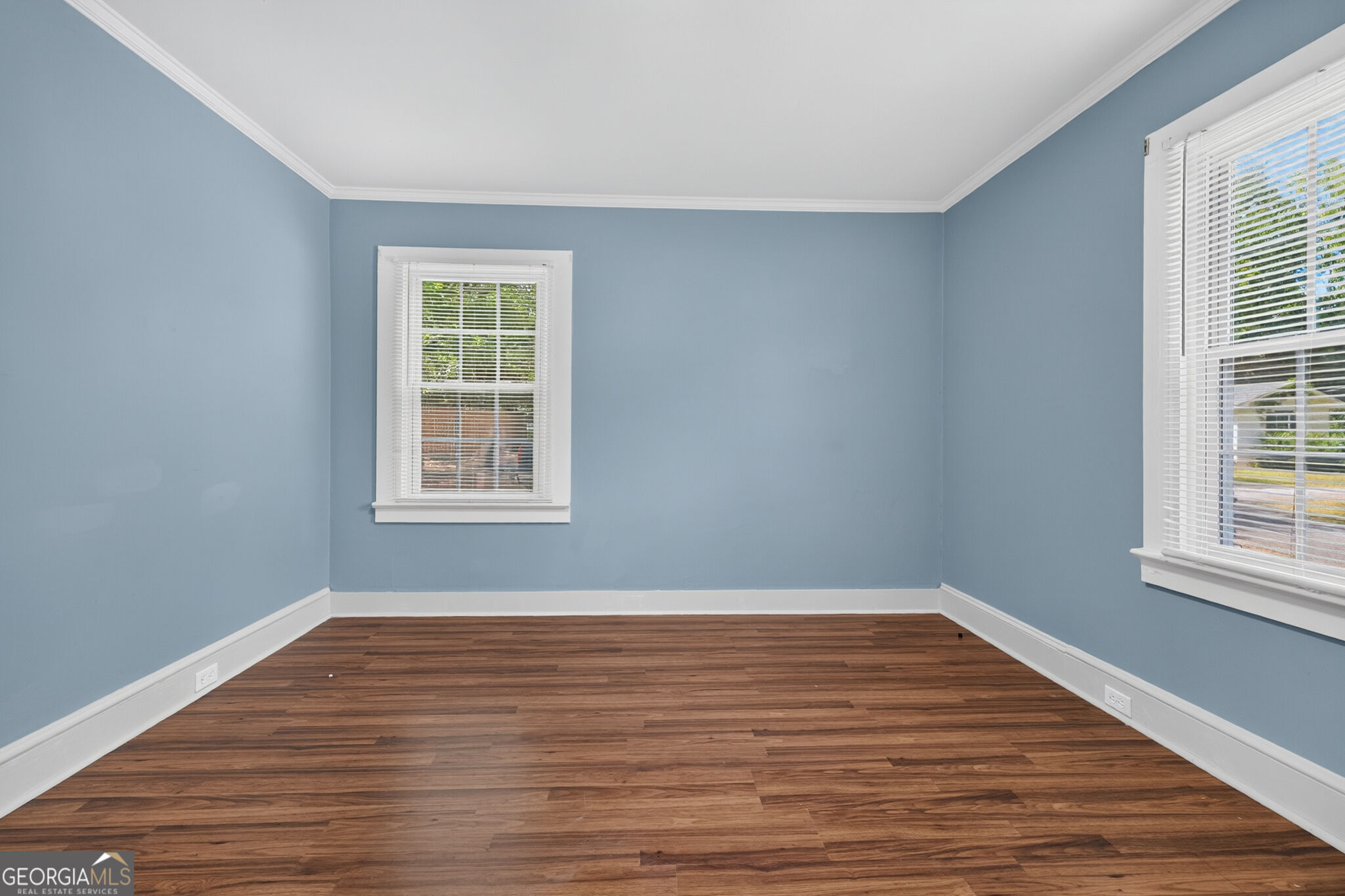 590 Benson Street Property Photo 31