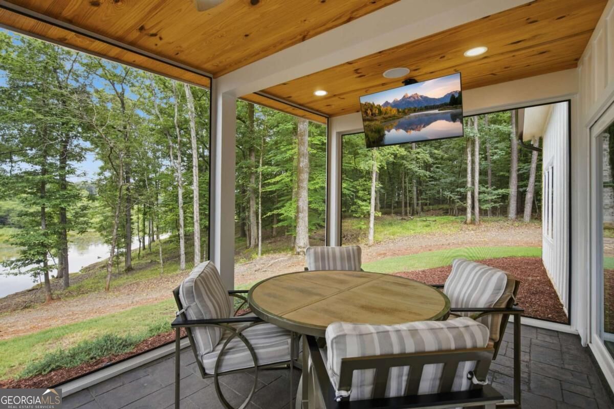 161 Hoot Owl Lane Property Photo 32