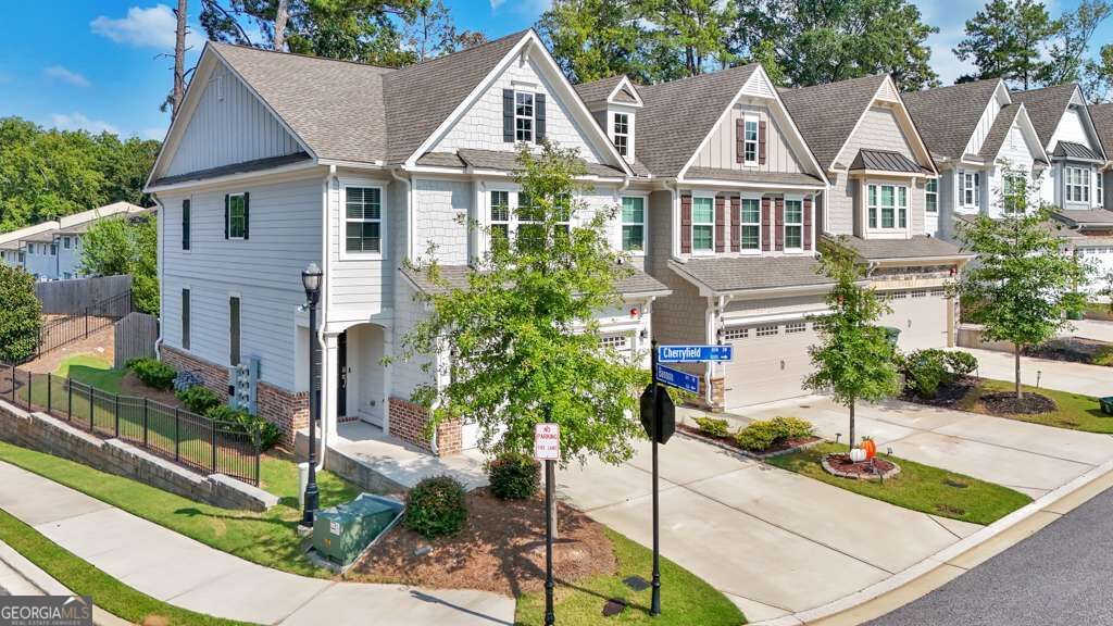 1005 Cherryfield Run Property Photo 1