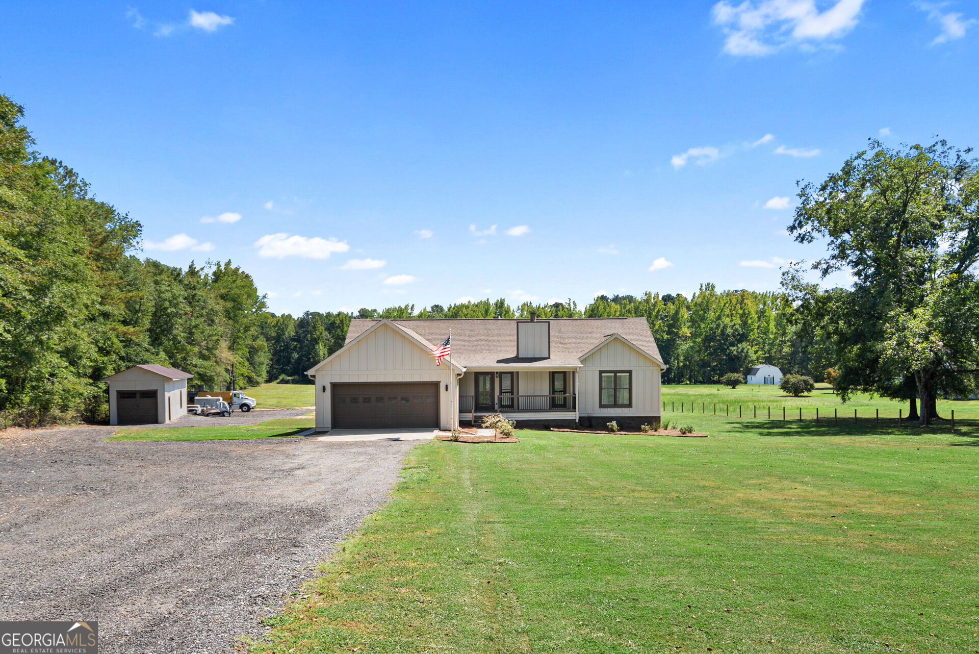 2845 Hearn Road Nw Property Photo 1