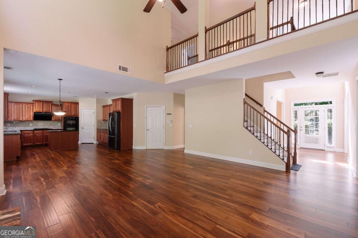 3919 Grand Park Drive Property Photo 17