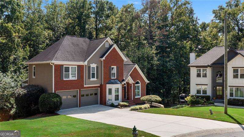 376 Yonah Circle Property Photo 5