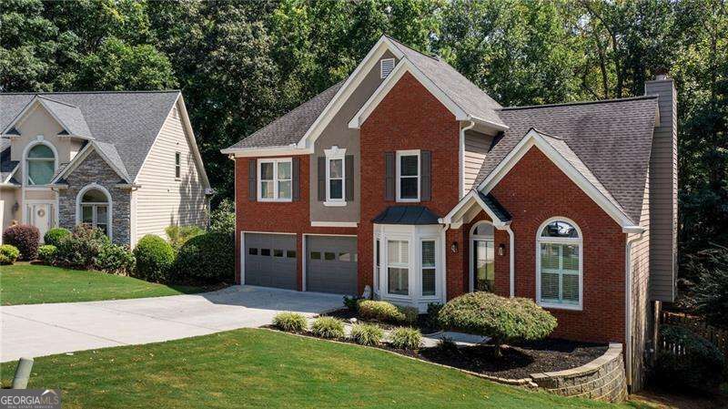 376 Yonah Circle Property Photo 6