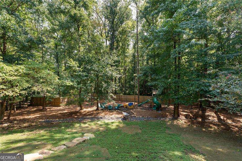376 Yonah Circle Property Photo 8