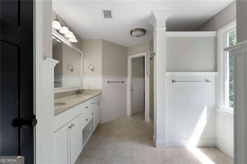376 Yonah Circle Property Photo 35