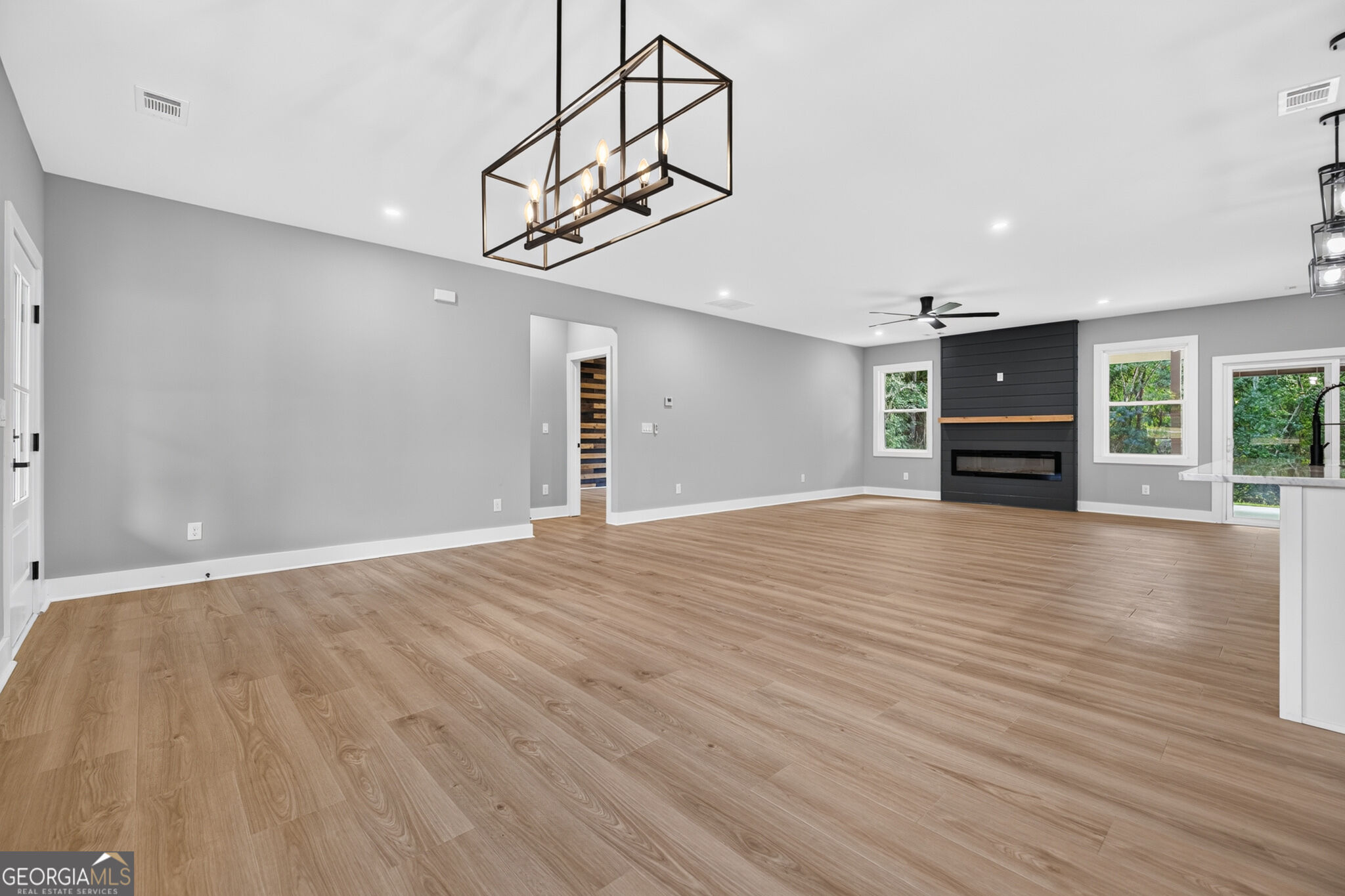 15 Salem Branch Drive Property Photo 6