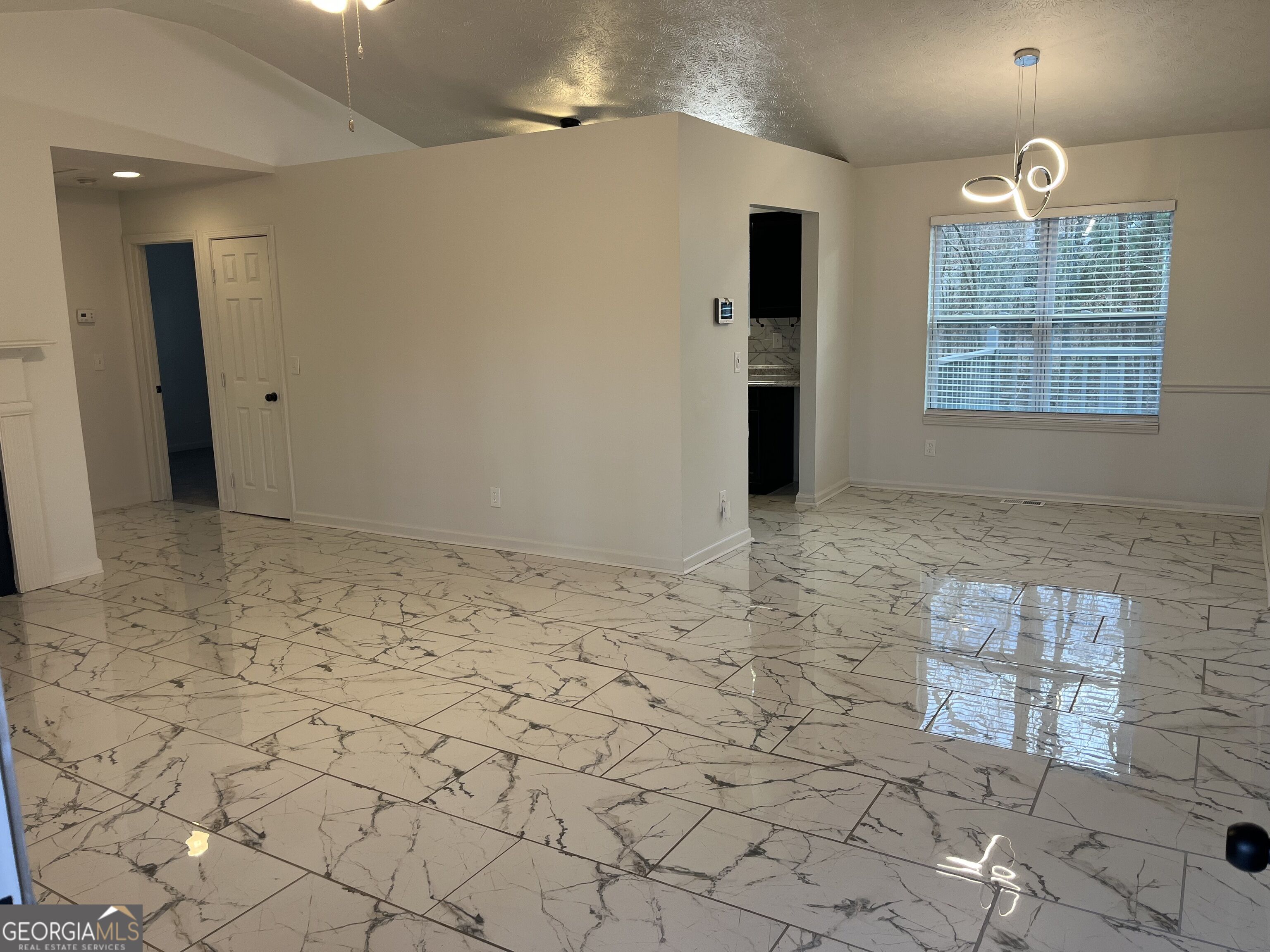 507 Lakeshore Drive Property Photo 2