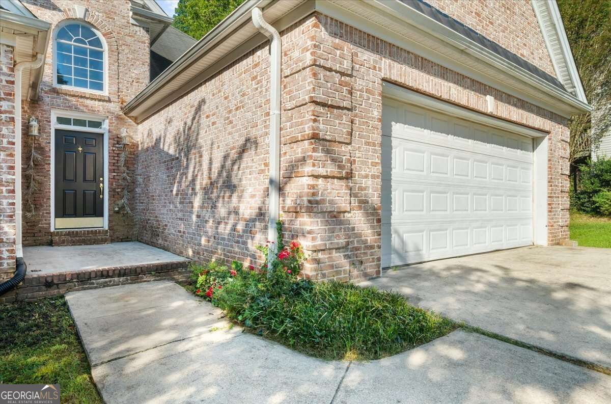 10017 Harmon Springs Drive Property Photo 3
