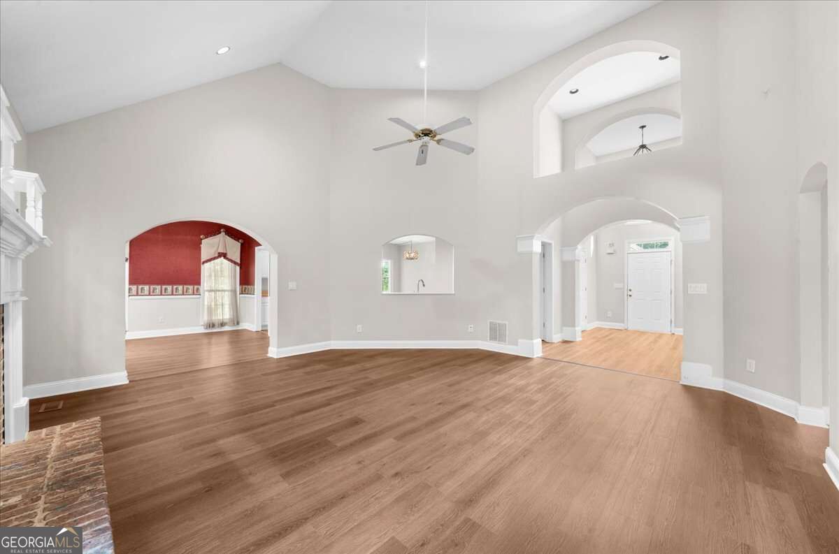 10017 Harmon Springs Drive Property Photo 12