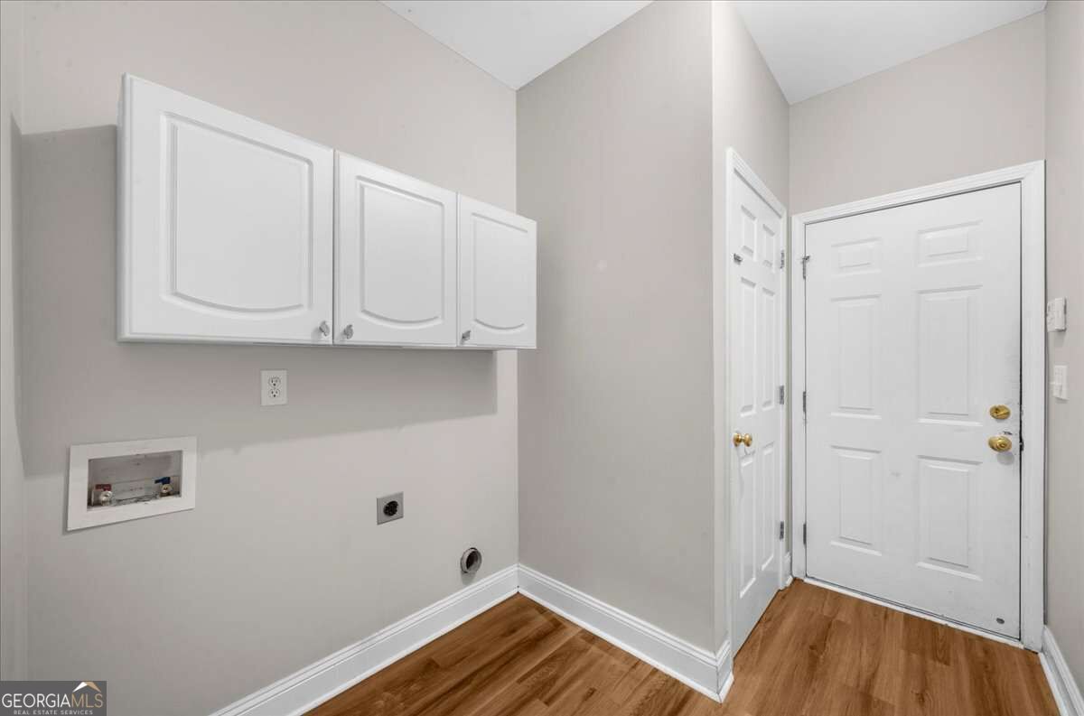 10017 Harmon Springs Drive Property Photo 39