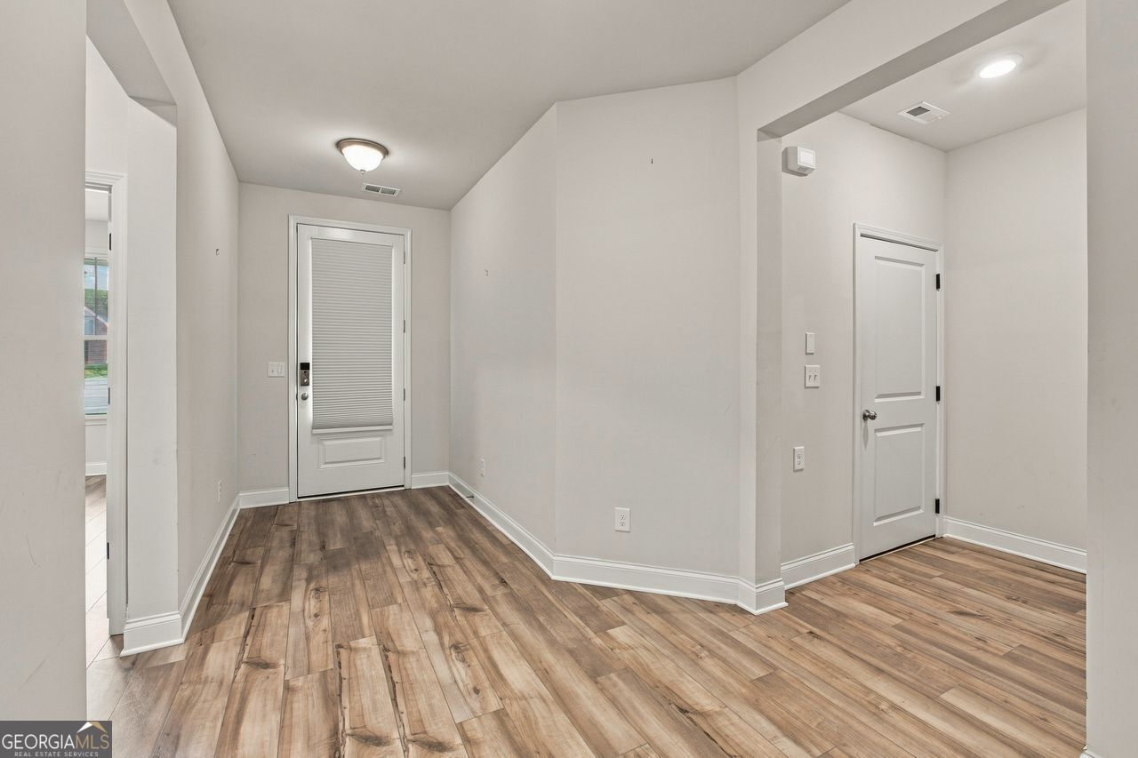 173 Rolling Hills Place Property Photo 7