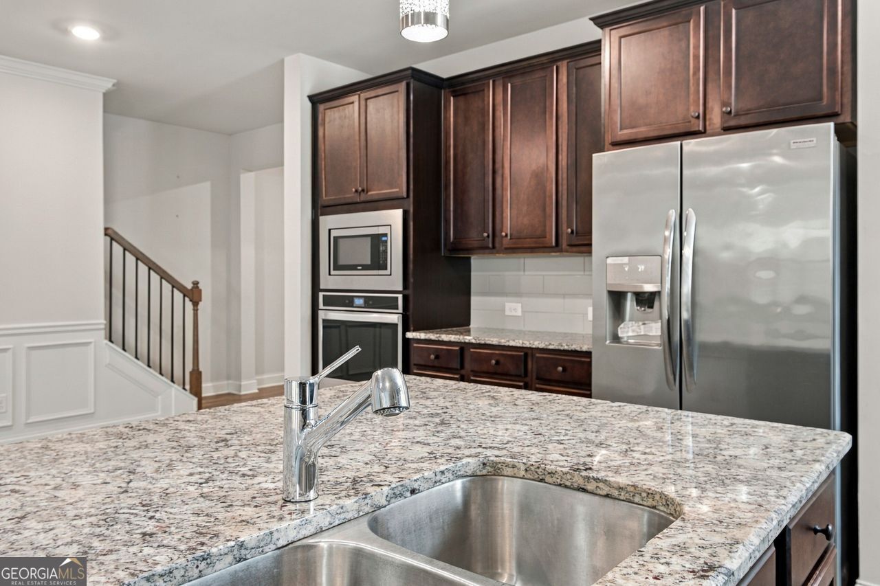 173 Rolling Hills Place Property Photo 17