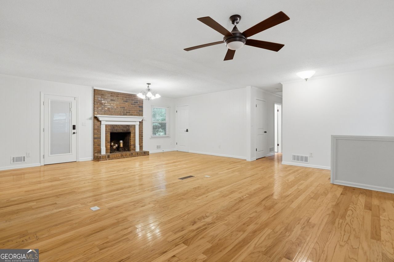1770 Redd Road Property Photo 9