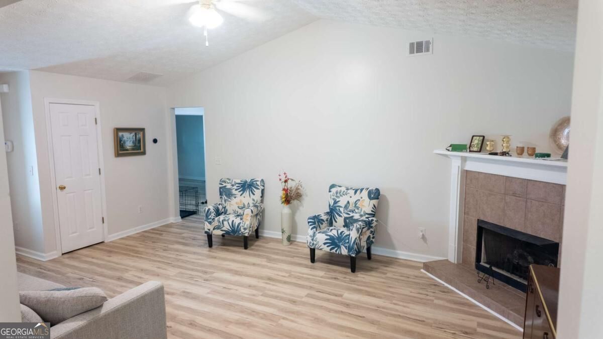 4391 Marci Street Property Photo 7