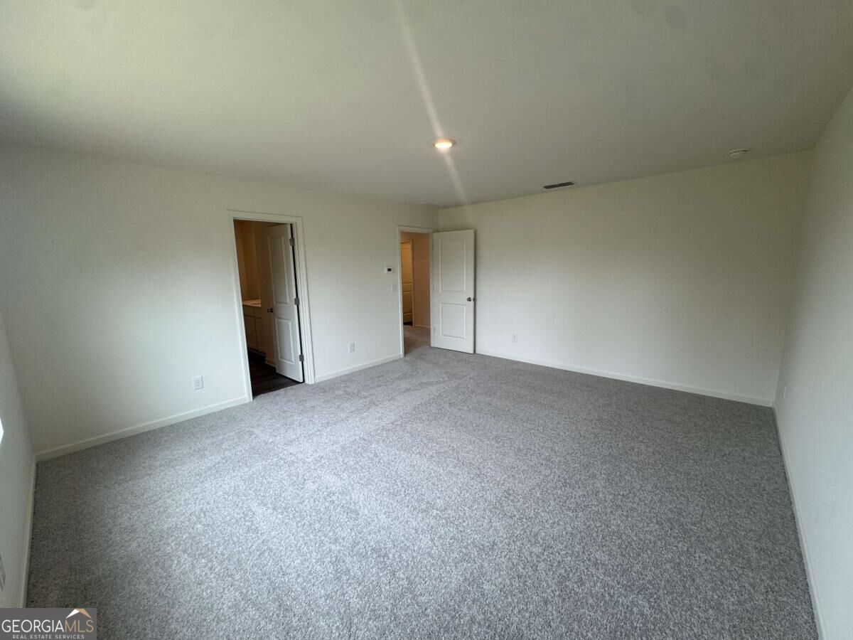366 Otway Loop Property Photo 6