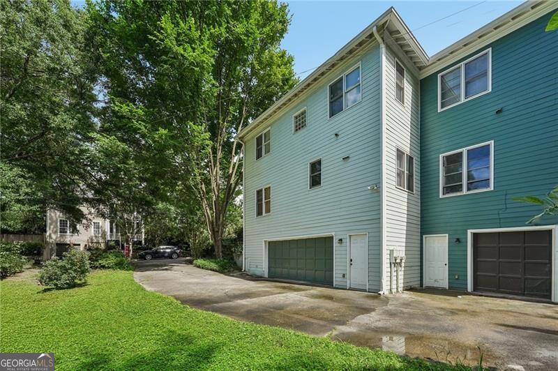 274 Ferguson Street Ne Property Photo 30