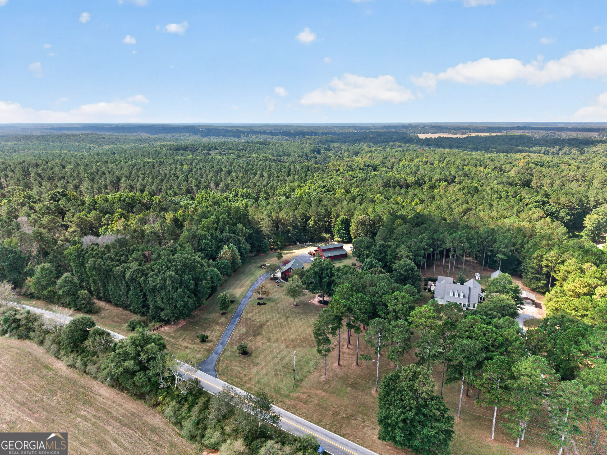 2030 Aqua Road Property Photo 4