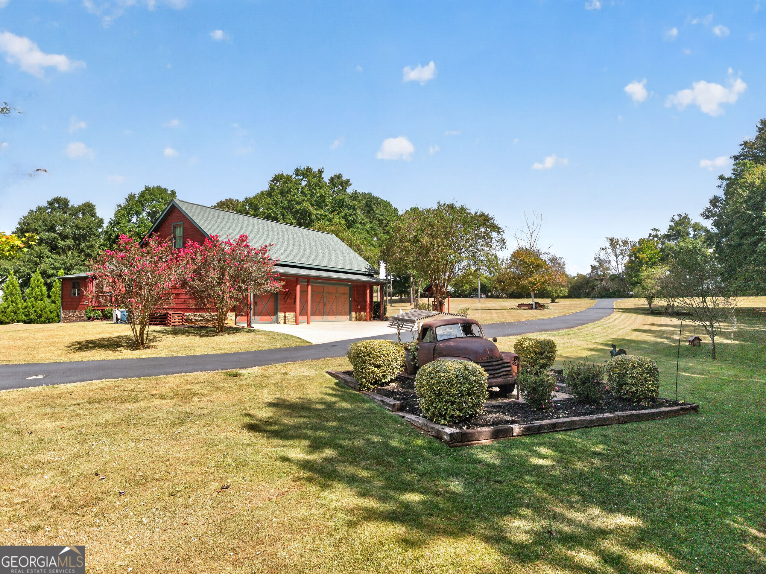 2030 Aqua Road Property Photo 8