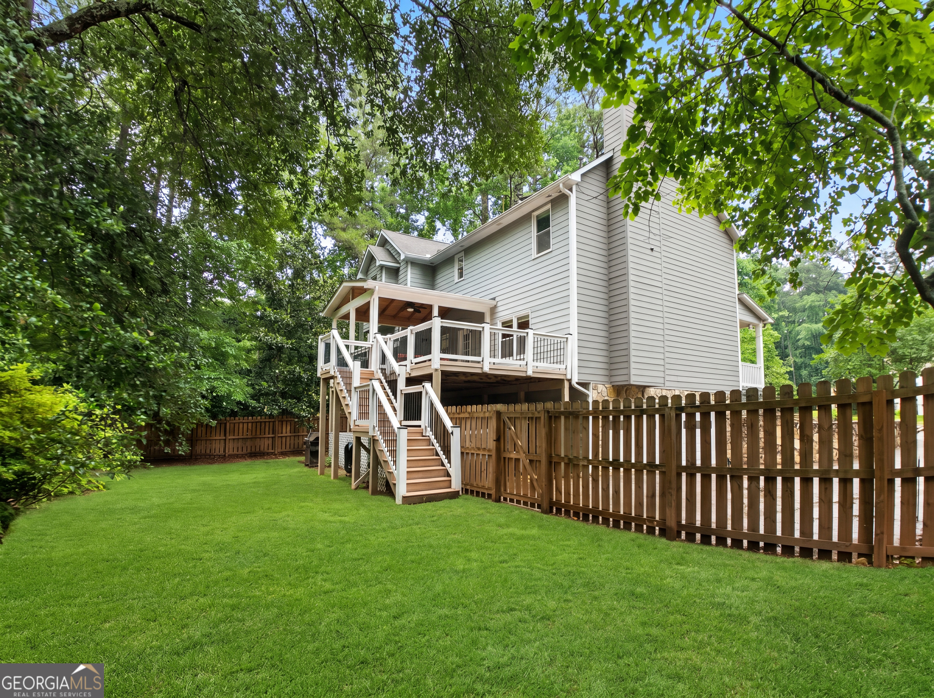 208 Melrah Hill Property Photo 8