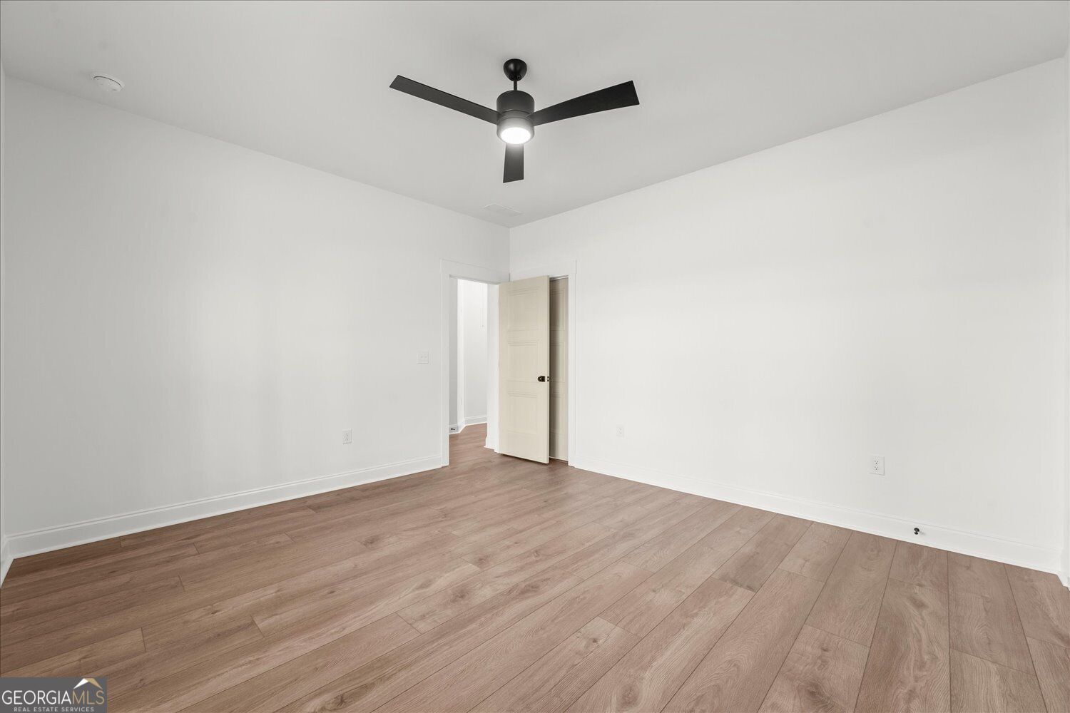 947 Lake Varner Drive Property Photo 29