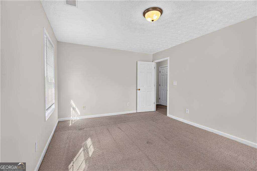 40 Cliff View Drive Property Photo 42