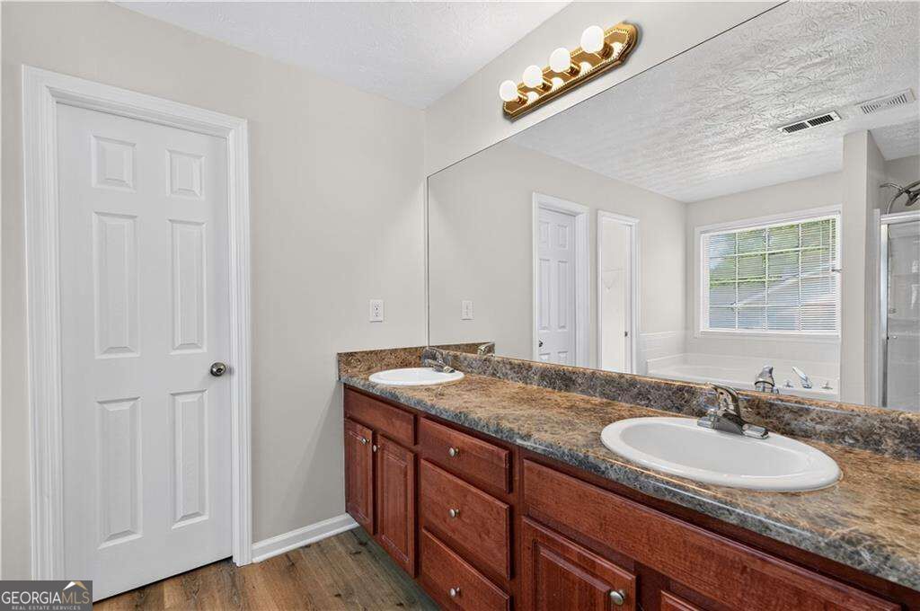 40 Cliff View Drive Property Photo 51