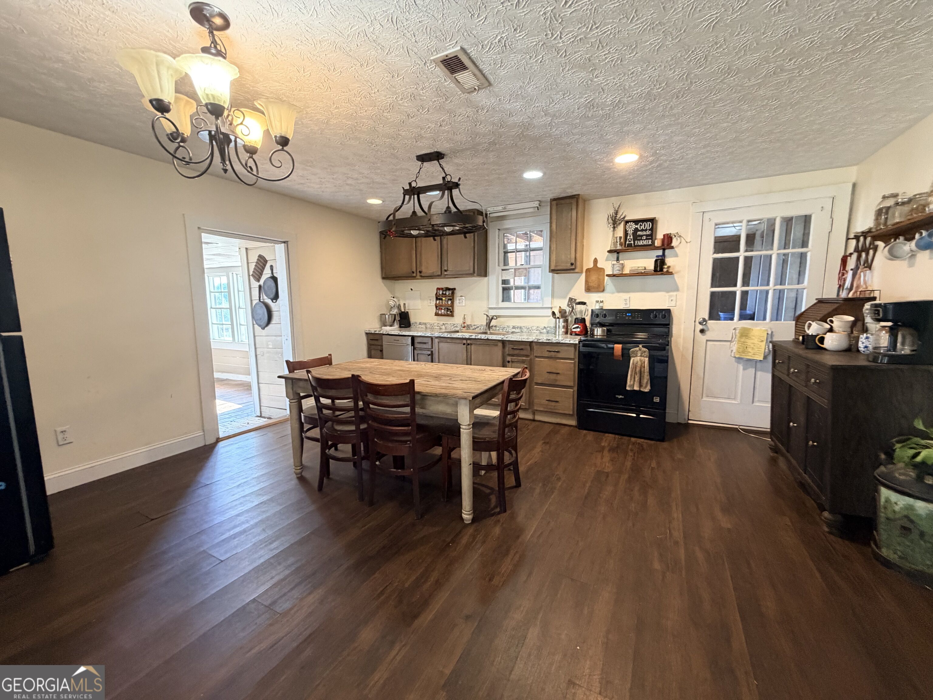 5587 Elberton Highway Property Photo 15