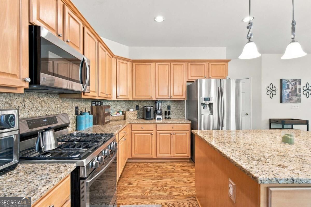 7455 Bronson Way Property Photo 16