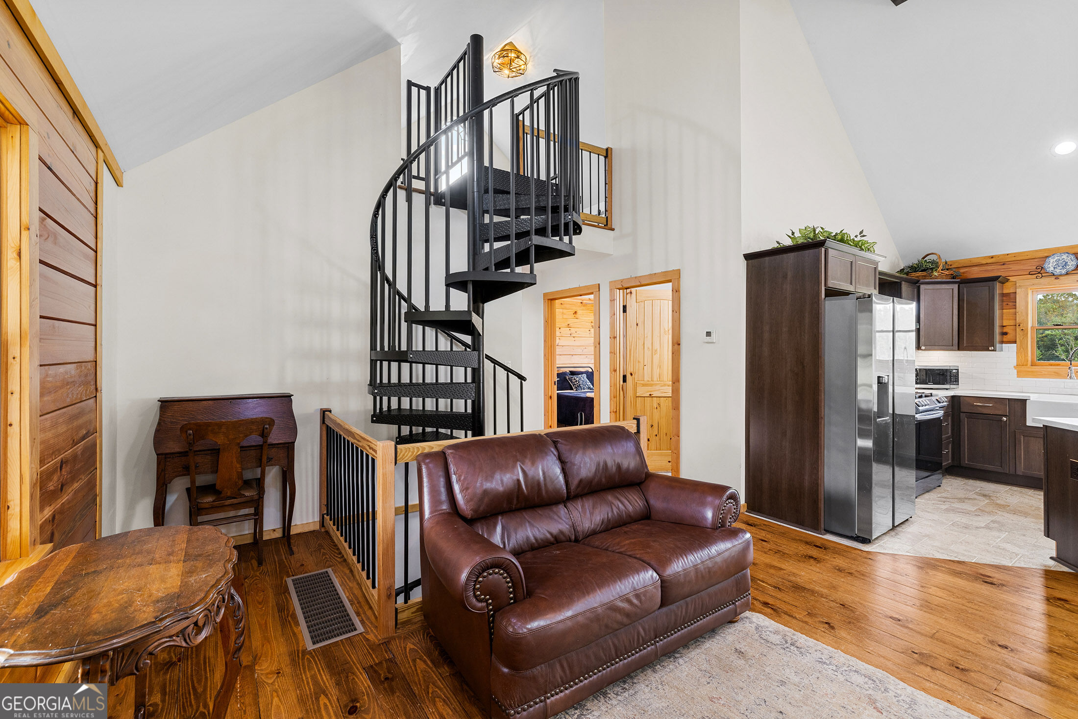 135 Mountain Ridge Drive Property Photo 19