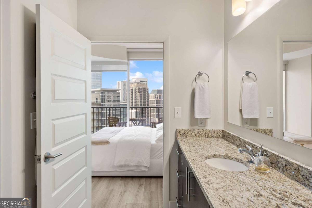 1080 Peachtree Street Ne # 2201 Property Photo 22