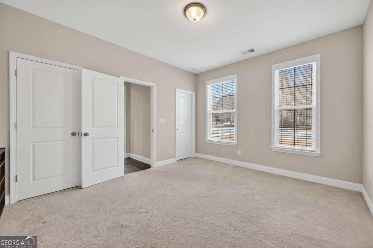 1020 River Park Drive Property Photo 14