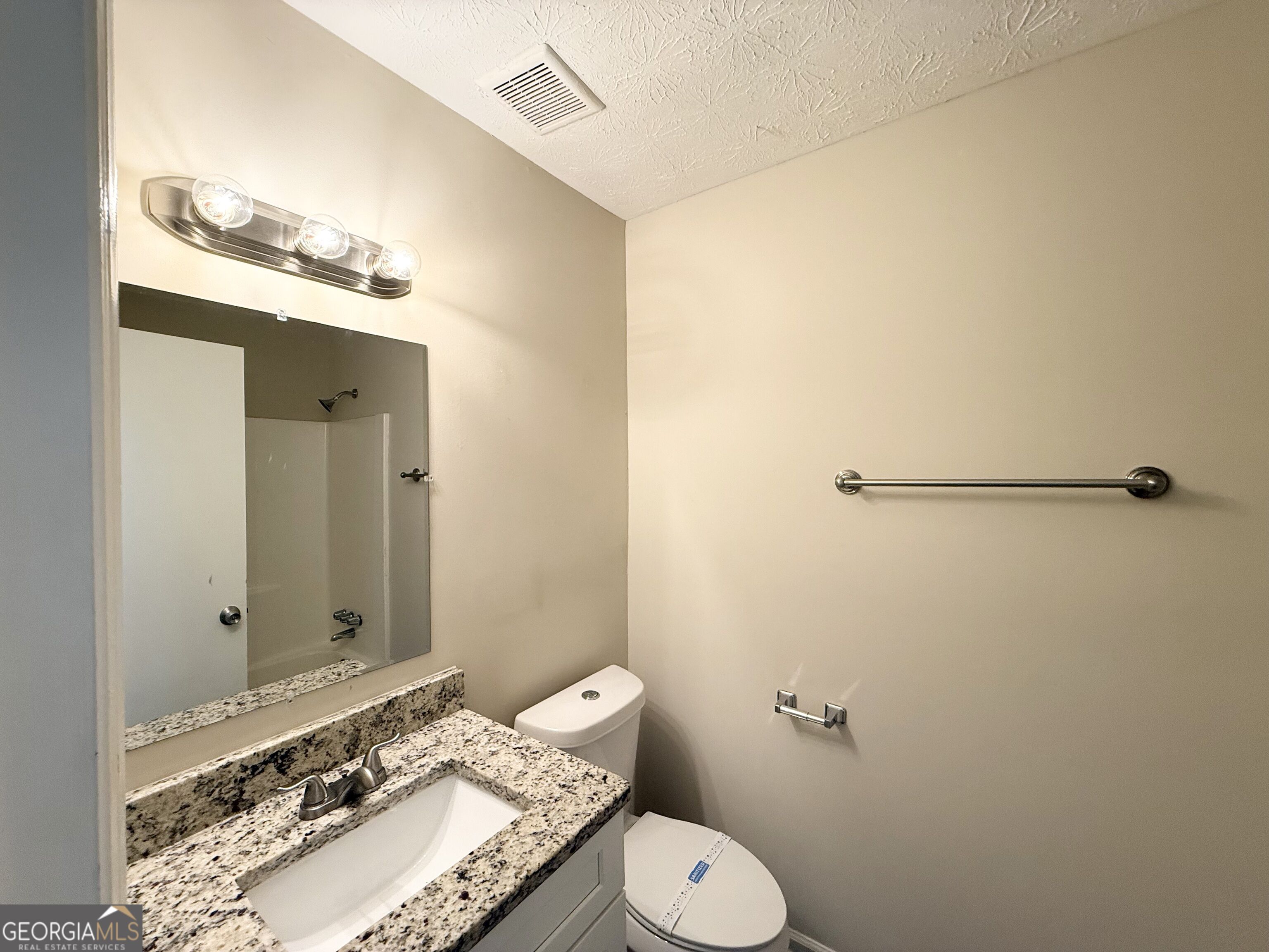 5112 Huxley Road Property Photo 11