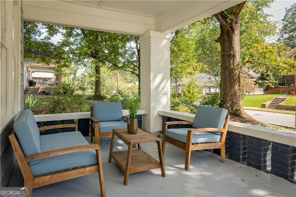 695 Brookline Street Sw Property Photo 3