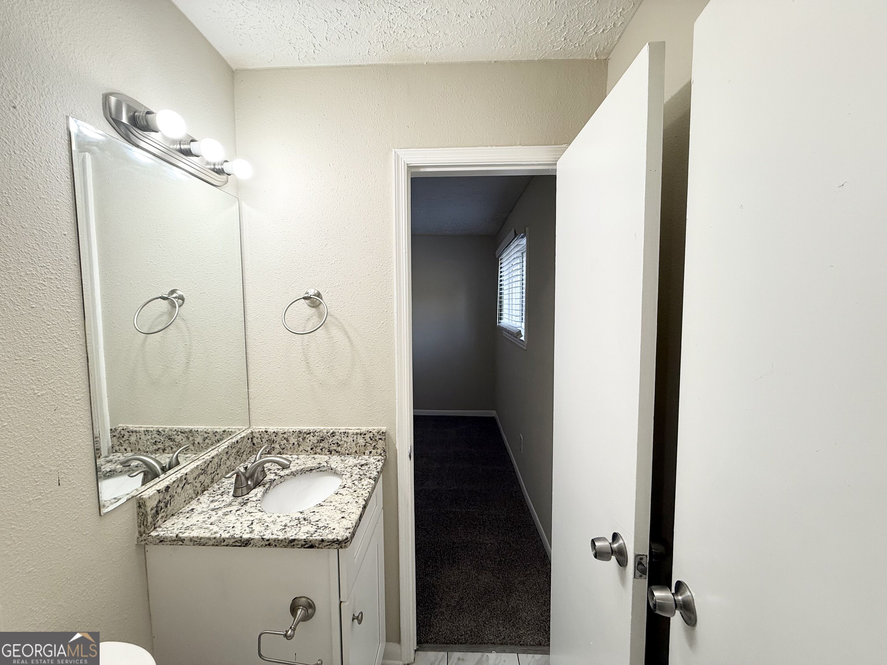 6350 Connell Road Property Photo 13