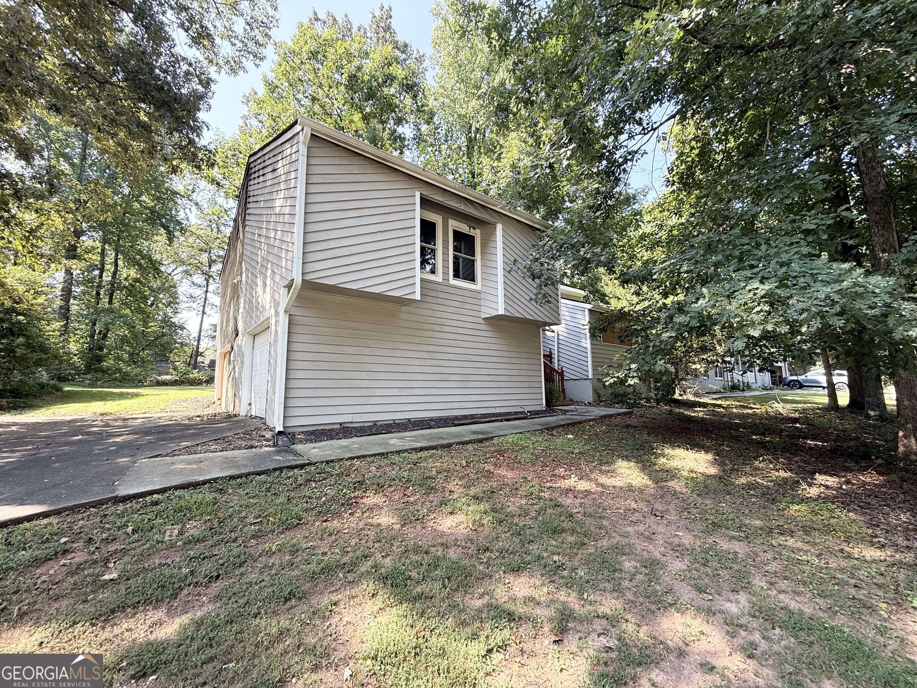 704 Lost Creek Circle Property Photo 2