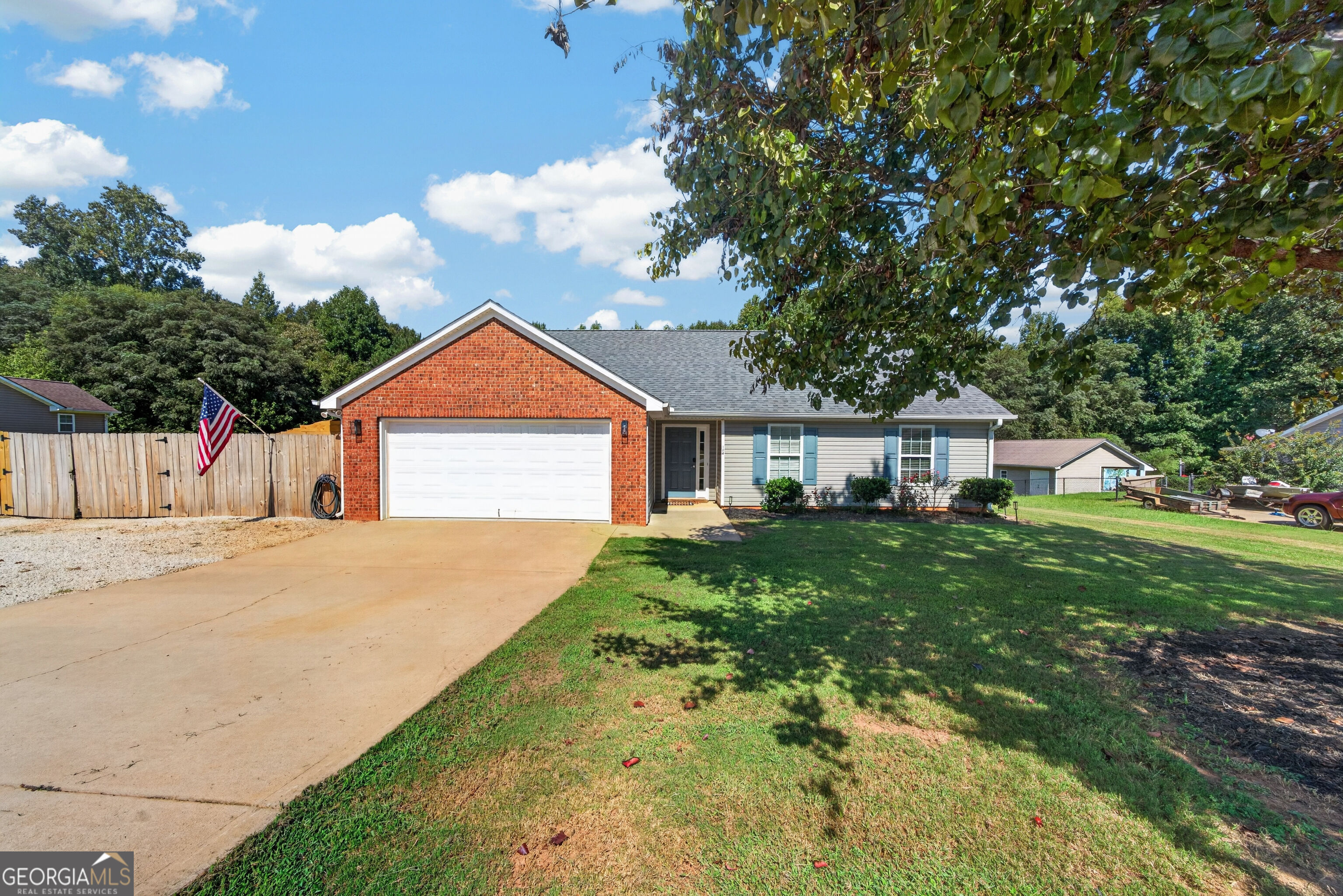 104 Oconee Meadows Lane Property Photo 1