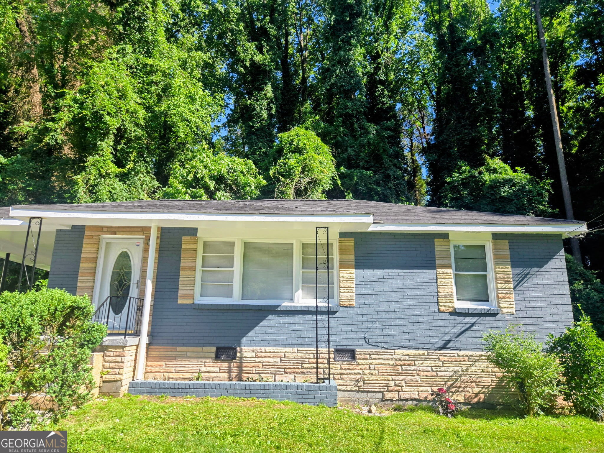 467 Park Valley Drive Nw Property Photo 1