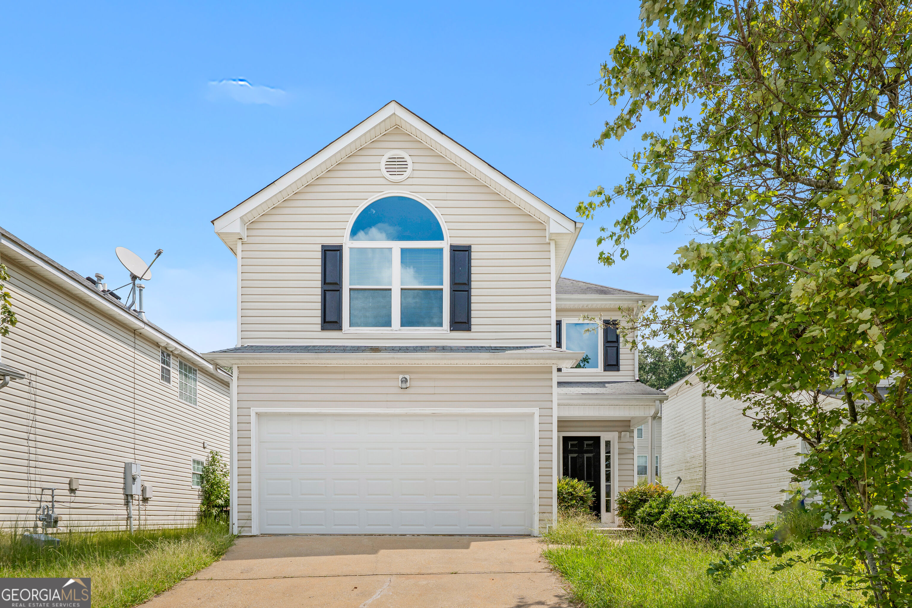 5656 One Lake Way Property Photo 1