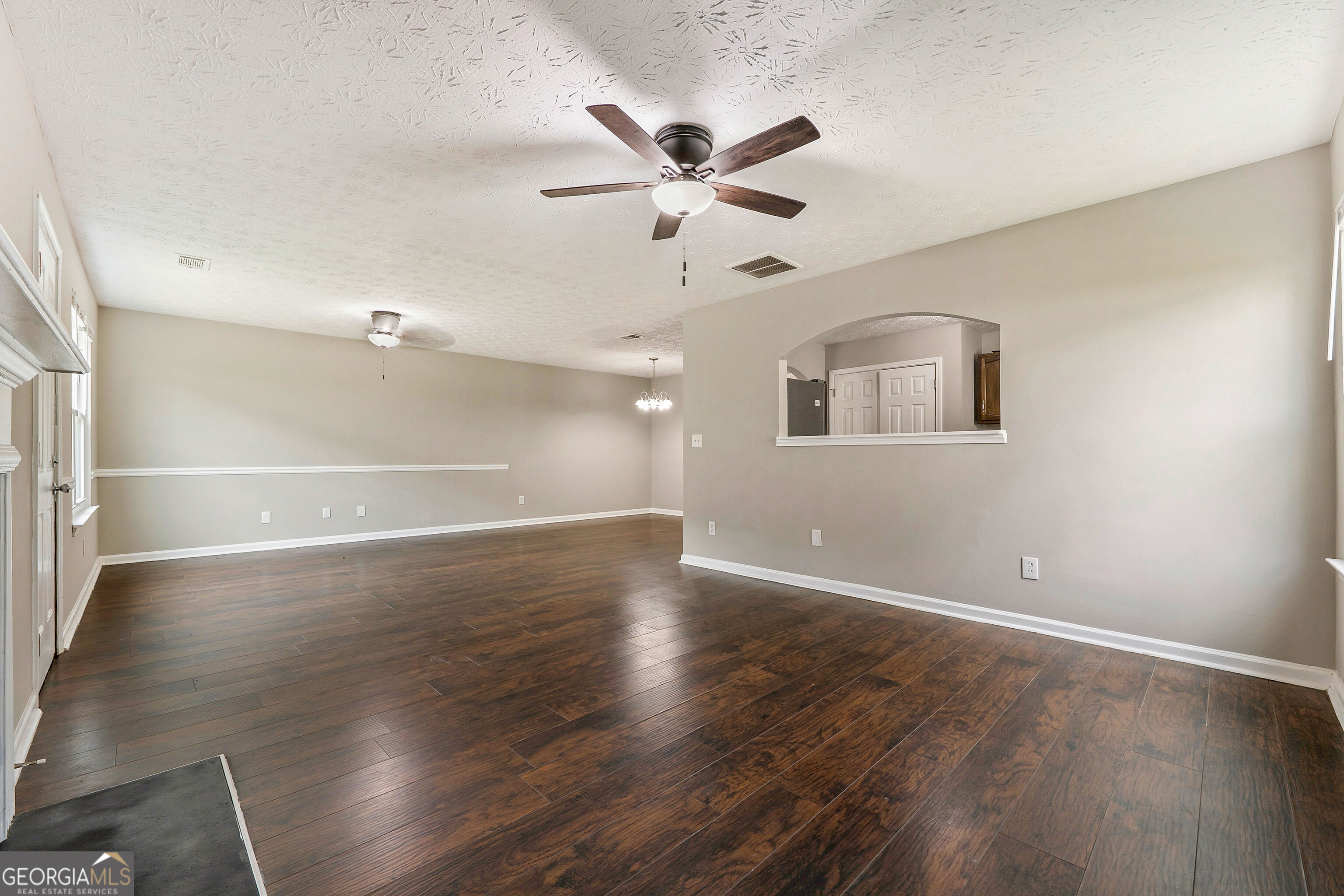 5656 One Lake Way Property Photo 8