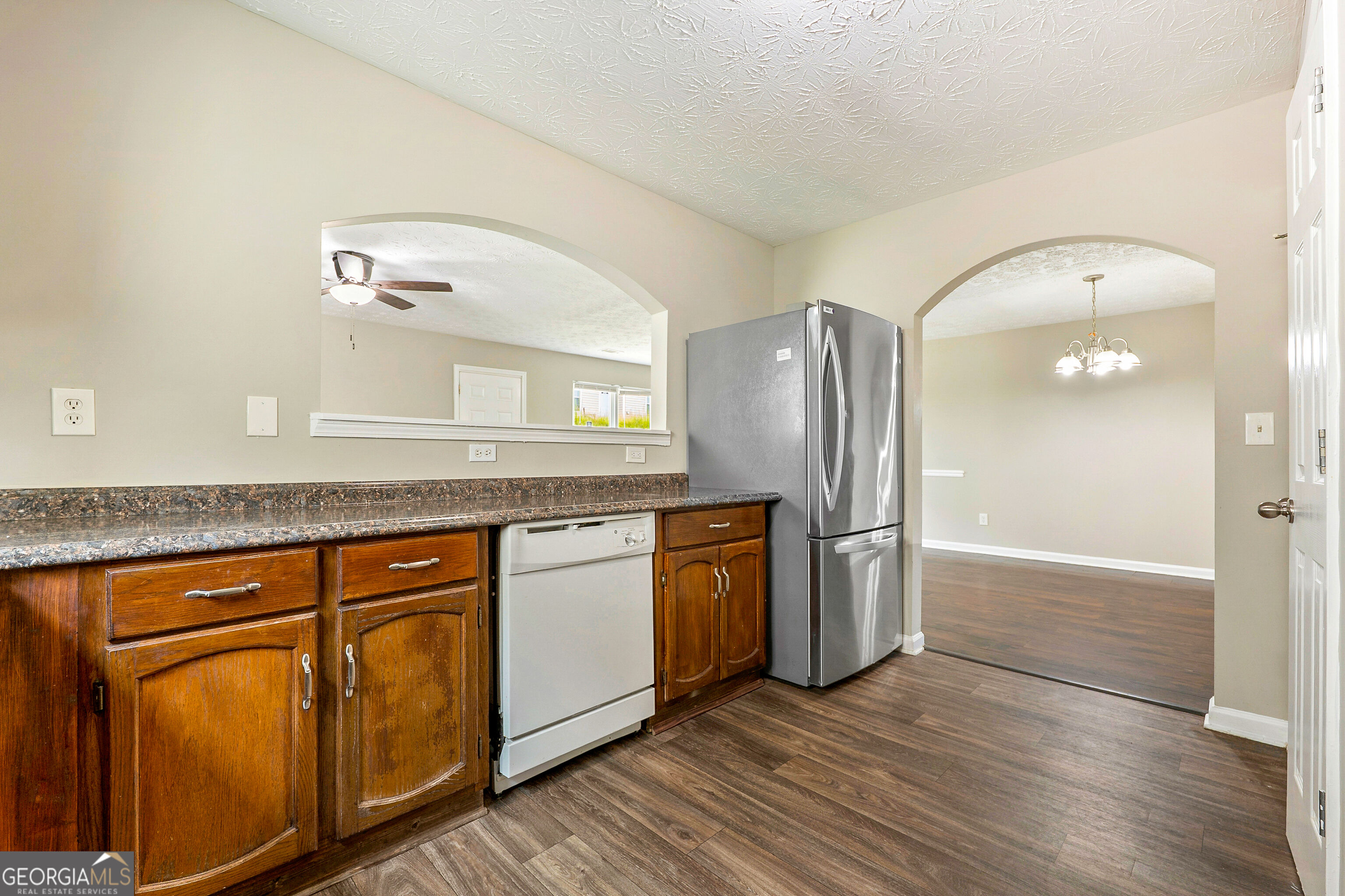 5656 One Lake Way Property Photo 12