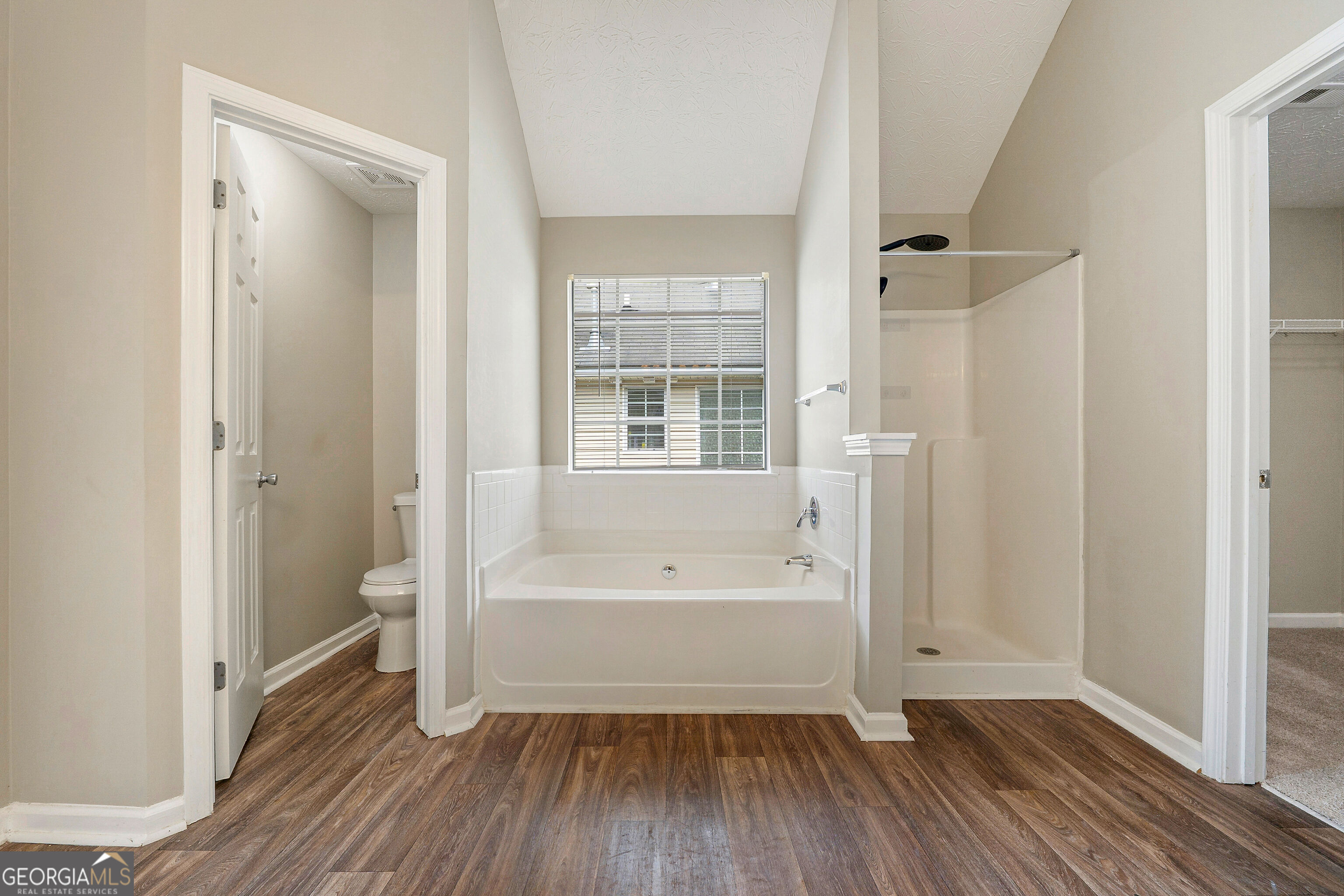 5656 One Lake Way Property Photo 20