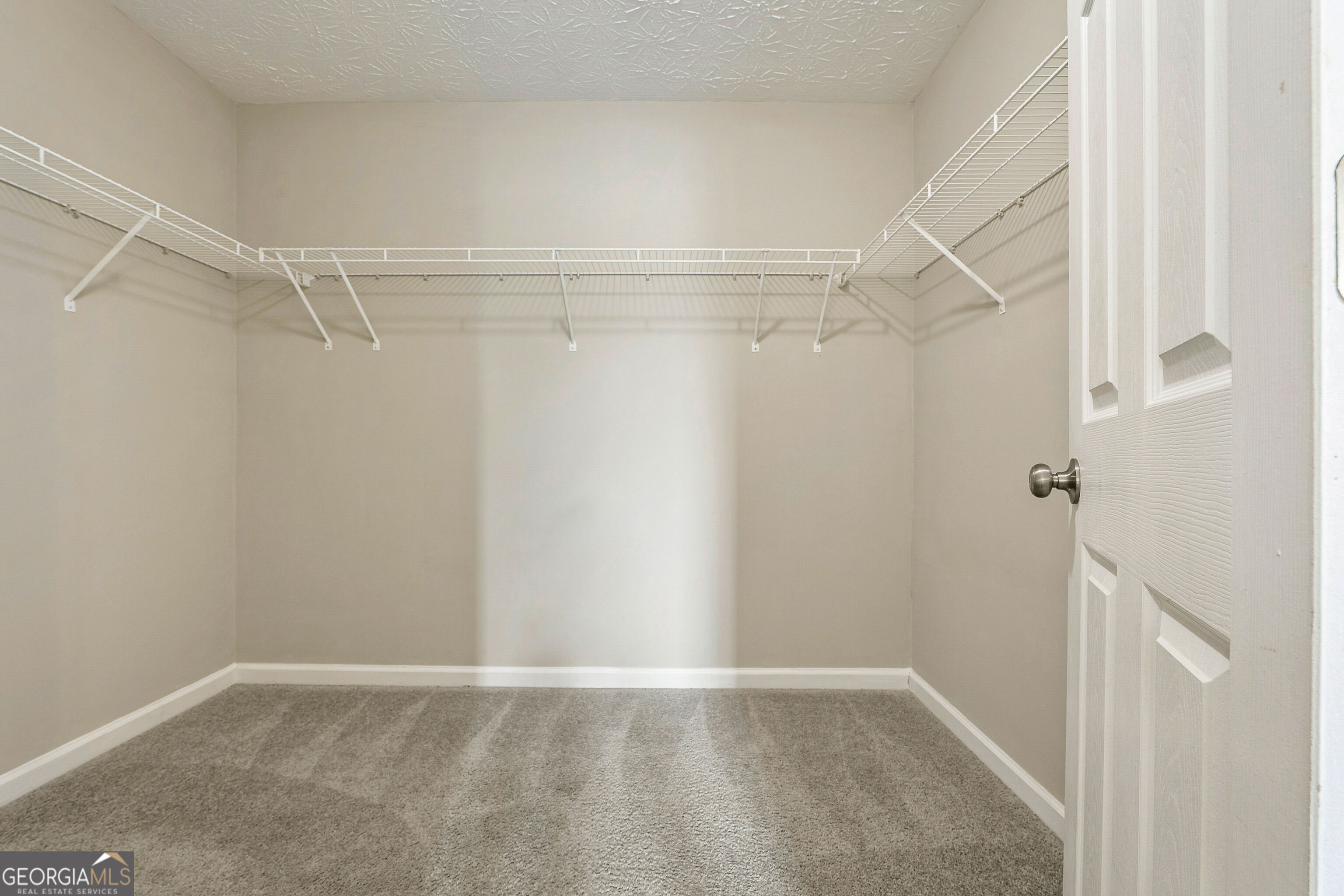 5656 One Lake Way Property Photo 22