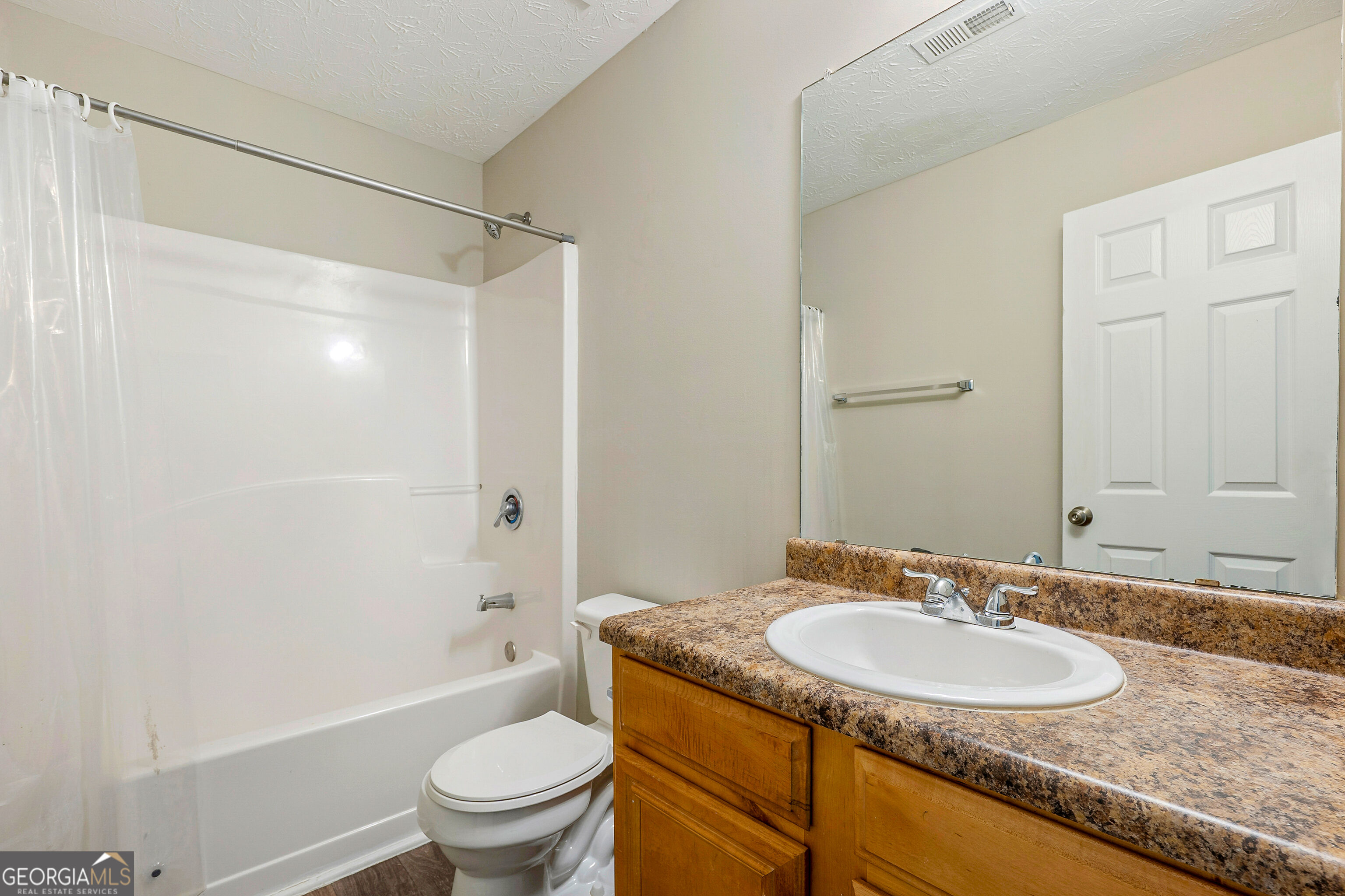 5656 One Lake Way Property Photo 27