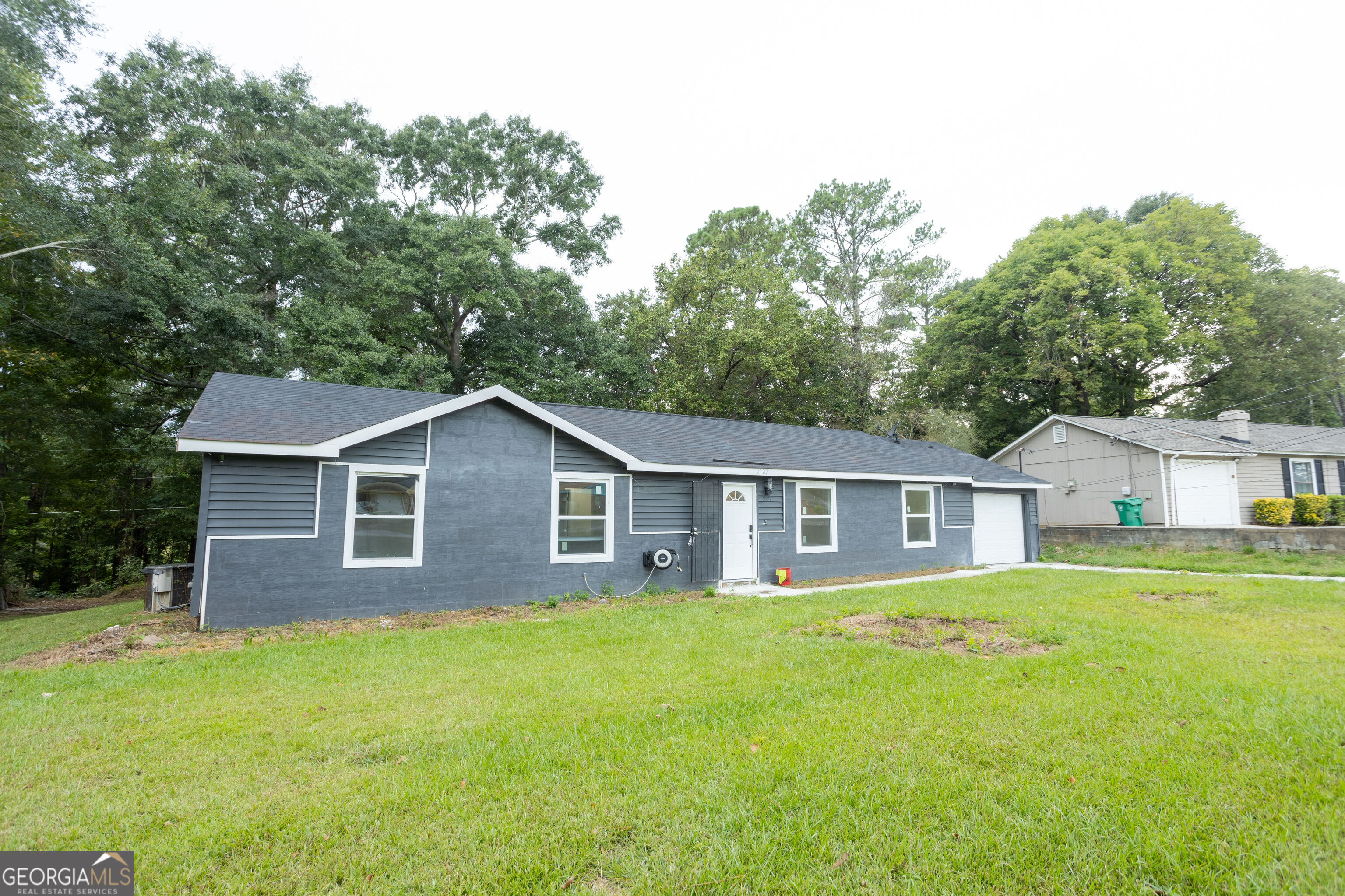 2127 Blue Creek Court Property Photo 1