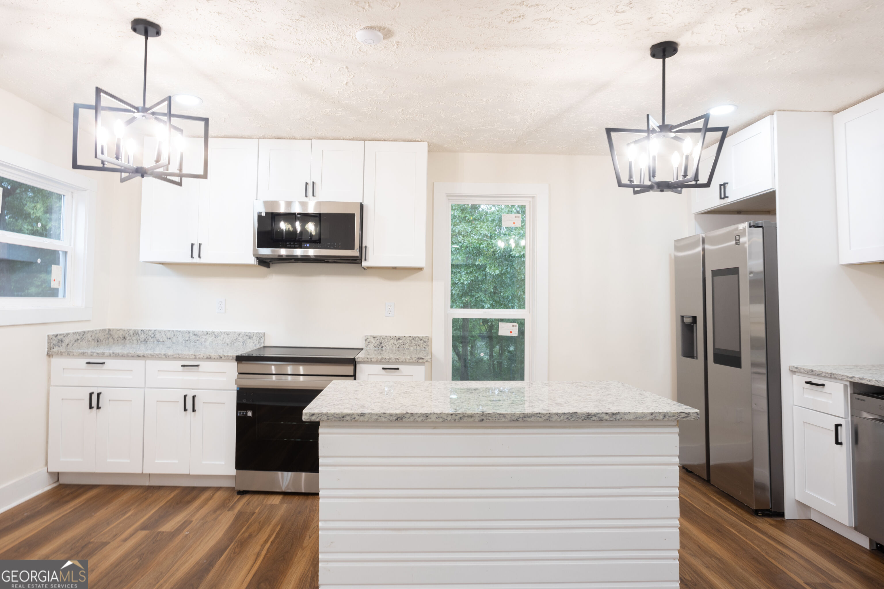 2127 Blue Creek Court Property Photo 19