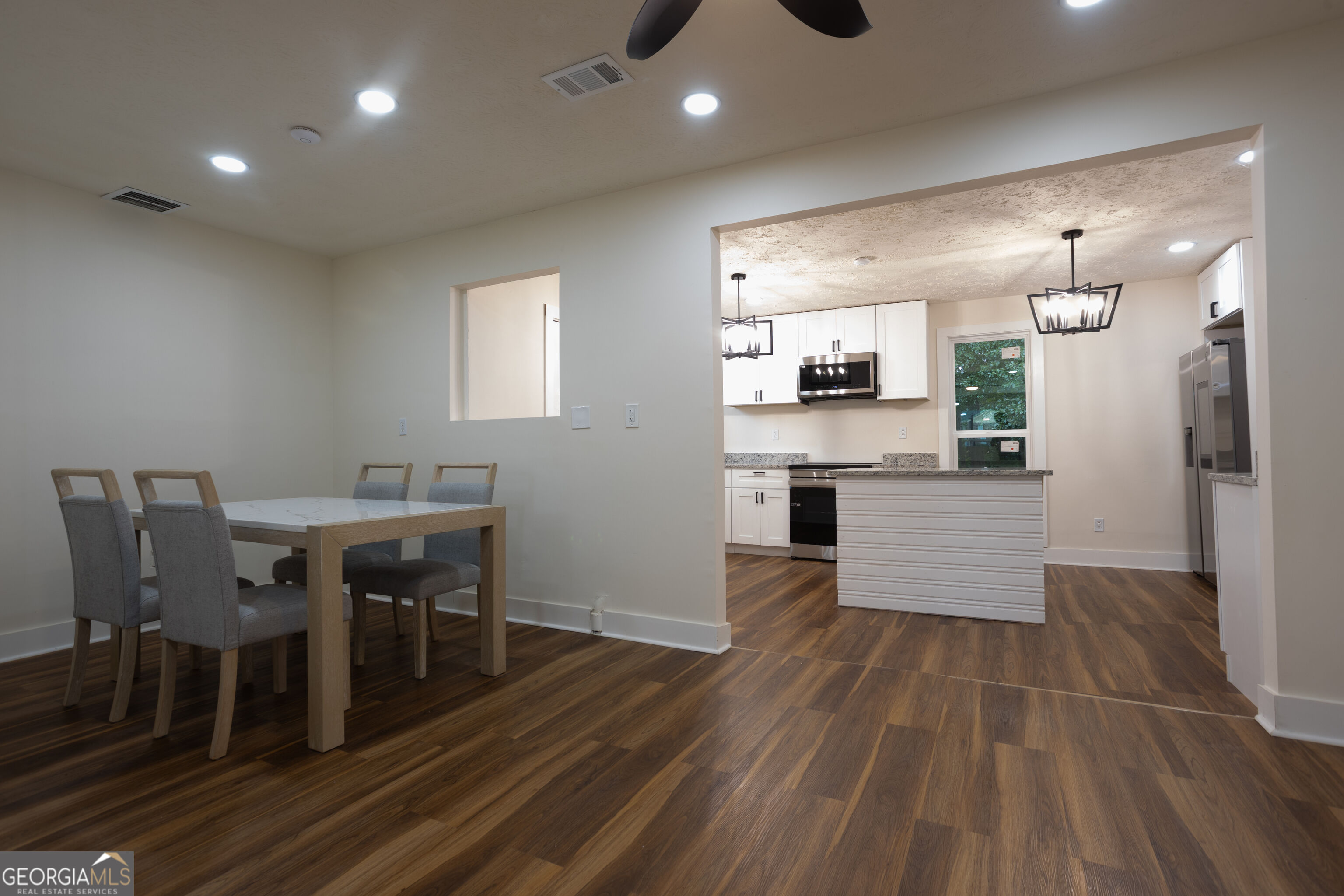 2127 Blue Creek Court Property Photo 23