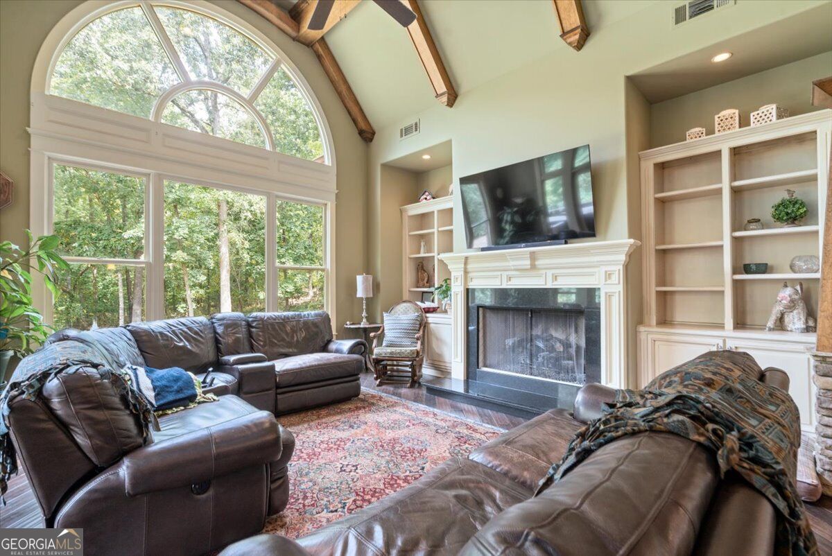1011 Highgrove Drive Property Photo 32